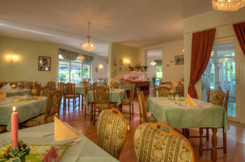 Hotel Brigitte Bad Krozingen Esterno foto
