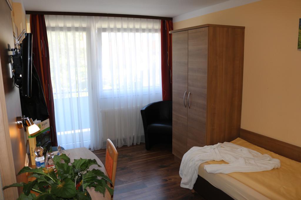 Hotel Brigitte Bad Krozingen Esterno foto